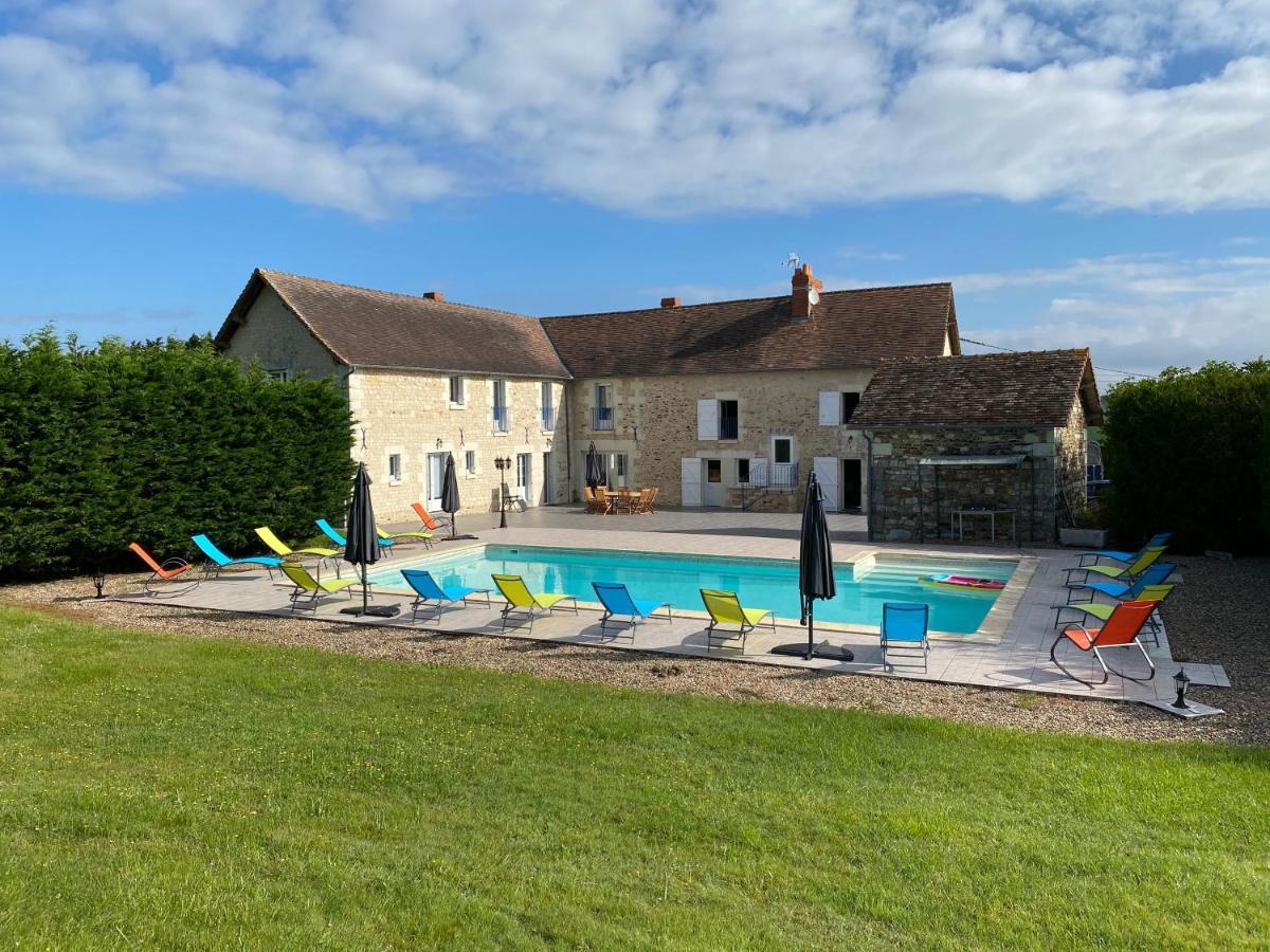 Kourline Villalunoterie Futuroscope Piscine spa Oyre Esterno foto